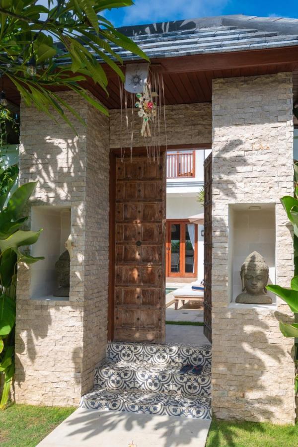 Puspa Ayu Villas & Apartments กูตา ภายนอก รูปภาพ